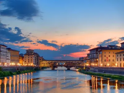 Vista sul fiume nelle vicinanze dell'appartamento
