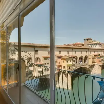 Apartments Florence - Ponte Vecchio Balcony
