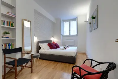 Letto o letti in una camera di Costa San Giorgio Apartment by Mamo Florence