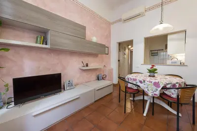 Cucina o angolo cottura di Grazioso Appartamento in Oltrarno a Firenze