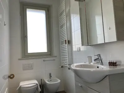 Bagno di Borgo Guelfo II