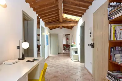 Biblioteca nell'appartamento
