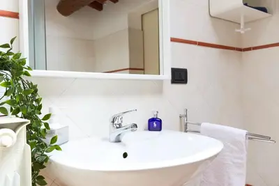 Bagno di Casa Cosi Masaccio