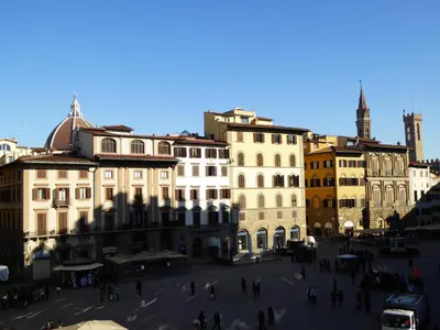 Vista generica su Firenze o vista sulla città dall'interno dell'hotel