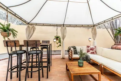 Area soggiorno di Wine Apartments Florence Vernaccia