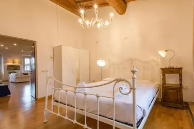 Letto o letti in una camera di Appartamento Bellavista Firenze