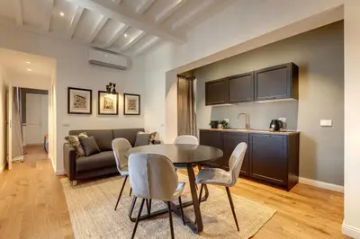 Cucina o angolo cottura di La Badessa Apartment by Mamo Florence