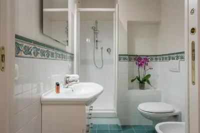 Bagno di Apartments Florence - Le Por Santa Maria