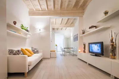 TV o dispositivi per l'intrattenimento presso Novella White