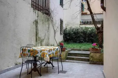 Giardino di Il Tulipano Apartment With Patio