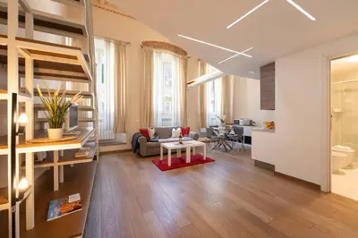 Area soggiorno di Keys of Italy - Ginori - 2 bedrooms apartment by Mercato Centrale