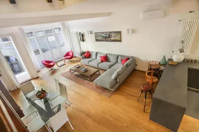 Area soggiorno di Luxury Pontevecchio 5 Stars Apartment