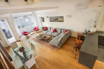 Area soggiorno di Luxury Pontevecchio 5 Stars Apartment