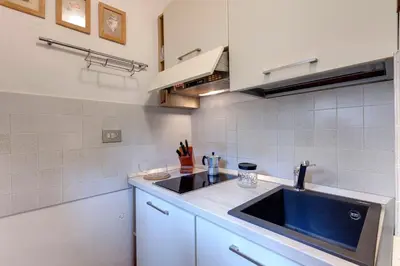 Cucina o angolo cottura di Cupolone Apartment by Mamo Florence