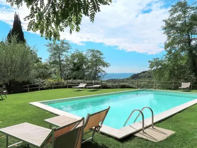 Piscina di Apartment Gli Orci by Interhome o nelle vicinanze