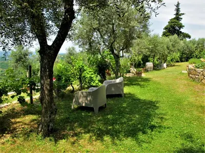 Giardino di Holiday Home Capella by Interhome