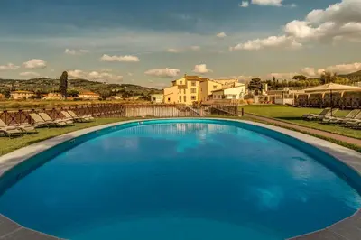 Piscina di Hotel Mulino di Firenze - WorldHotels Crafted o nelle vicinanze