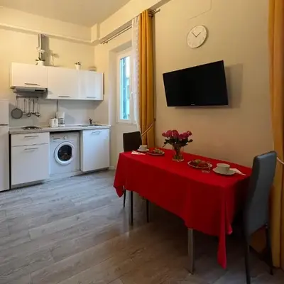 Vasari Florence Apartment - Near SMN Station