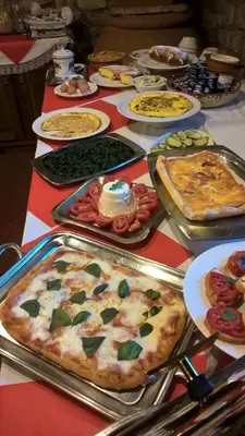 Cibo presso l'agriturismo o nelle vicinanze