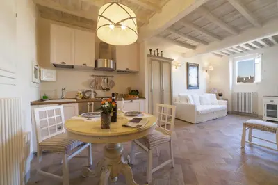 Cucina o angolo cottura di Charming loft near Ponte Vecchio