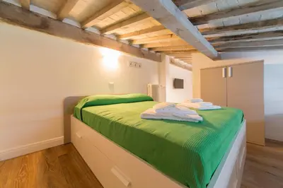 Letto o letti in una camera di Central Station Lovely apartment