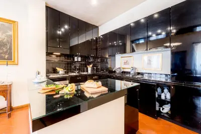 Cucina o angolo cottura di Prestige Signoria by Mmega