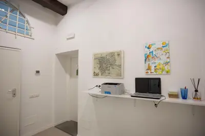TV o dispositivi per l'intrattenimento presso Visit Florentia Apartment
