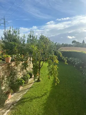 Giardino di Luxury Villa