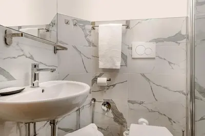 Bagno di Residenza Conte di Cavour & Rooftop - dBe Hotels