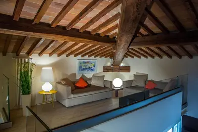 Area soggiorno di Residenza Covoni - Spacious Historic Apartment in the Center of Florence