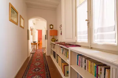 Biblioteca nell'appartamento