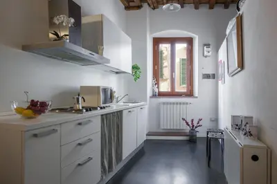 Cucina o angolo cottura di GuestHost - San Lorenzo Charm - Florence Nook