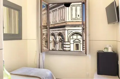 TV o dispositivi per l'intrattenimento presso B&B Soggiorno Battistero