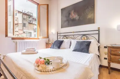 Letto o letti in una camera di Giulietta by Mmega
