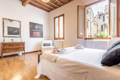 Letto o letti in una camera di Giulietta by Mmega