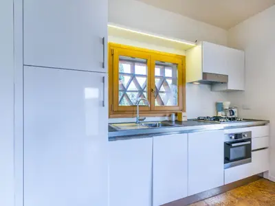 Cucina o angolo cottura di Holiday Home Policleto by Interhome