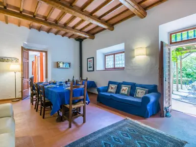 Area soggiorno di Holiday Home Policleto by Interhome
