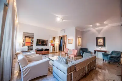 TV o dispositivi per l'intrattenimento presso La Galerie Luxury Apartment by Mamo Florence