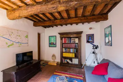 Biblioteca in country house