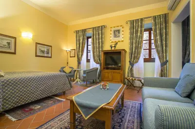 Area soggiorno di La Casa Del Garbo - Luxury Rooms & Suite