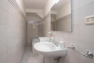 Bagno di Vasco Pratolini Apartment di Stefania Sesto