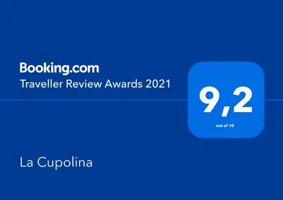 Certificato, attestato, insegna o altro documento esposto da La Cupolina Blu