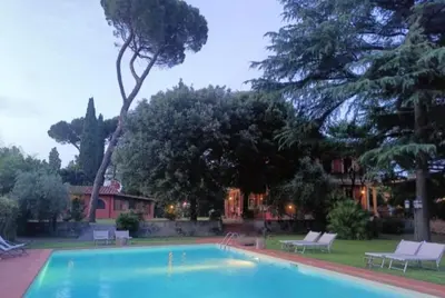 Piscina di Villa Al Piano o nelle vicinanze