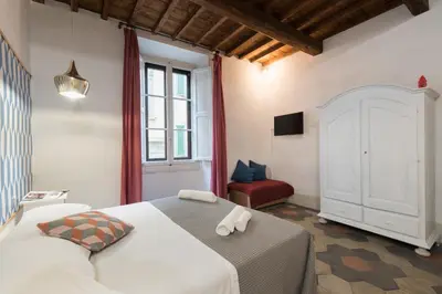 Letto o letti in una camera di Keys of Italy - F7 - Fiesolana 24 - Santa Croce one bedroom flat for 2 or 3 guests