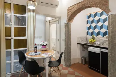 Cucina o angolo cottura di Keys of Italy - F7 - Fiesolana 24 - Santa Croce one bedroom flat for 2 or 3 guests