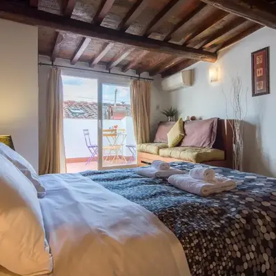 Uffizi Gallery Rooftop Apartment by Mamo Florence