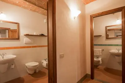 Bagno di Borgo Bottaia
