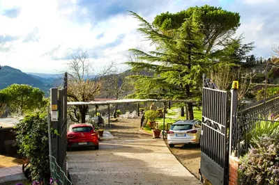 Paesaggio naturale nelle vicinanze dell'agriturismo