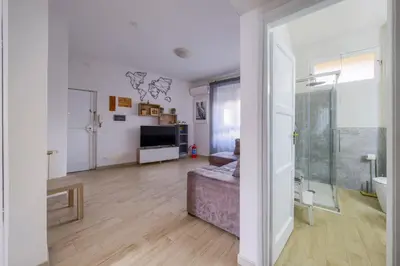 Bagno di TwelveHolly apartment