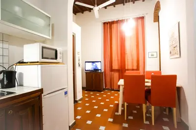 Cucina o angolo cottura di Via Guelfa Apartment